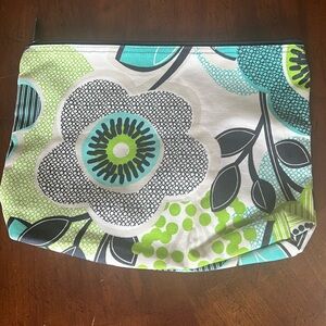 Thirty One Zipper Pouch